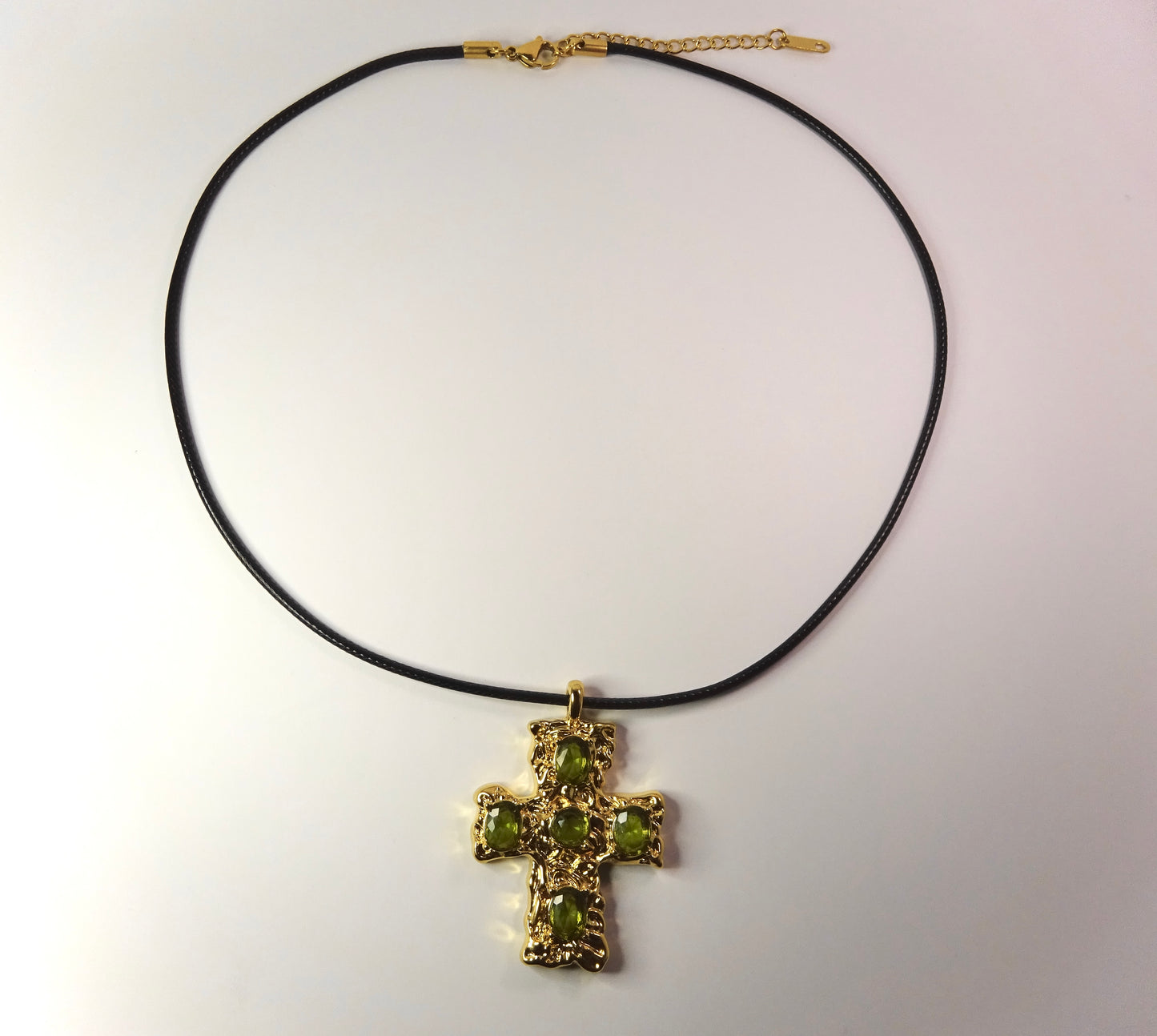 Avana necklace