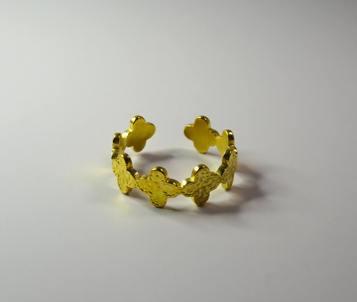 Rae ring