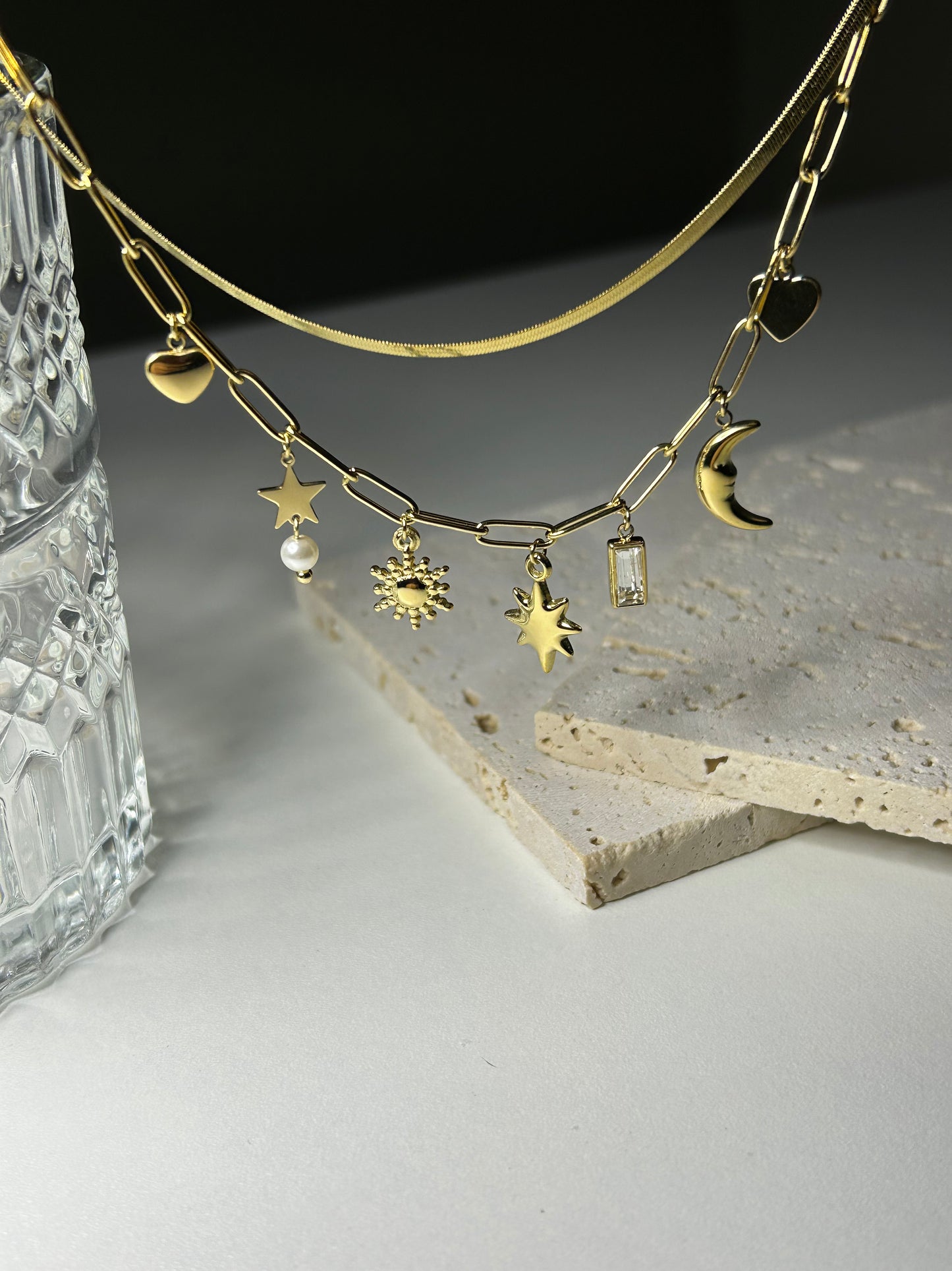Day and night necklace
