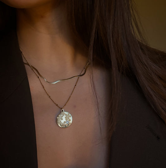Flora necklaces