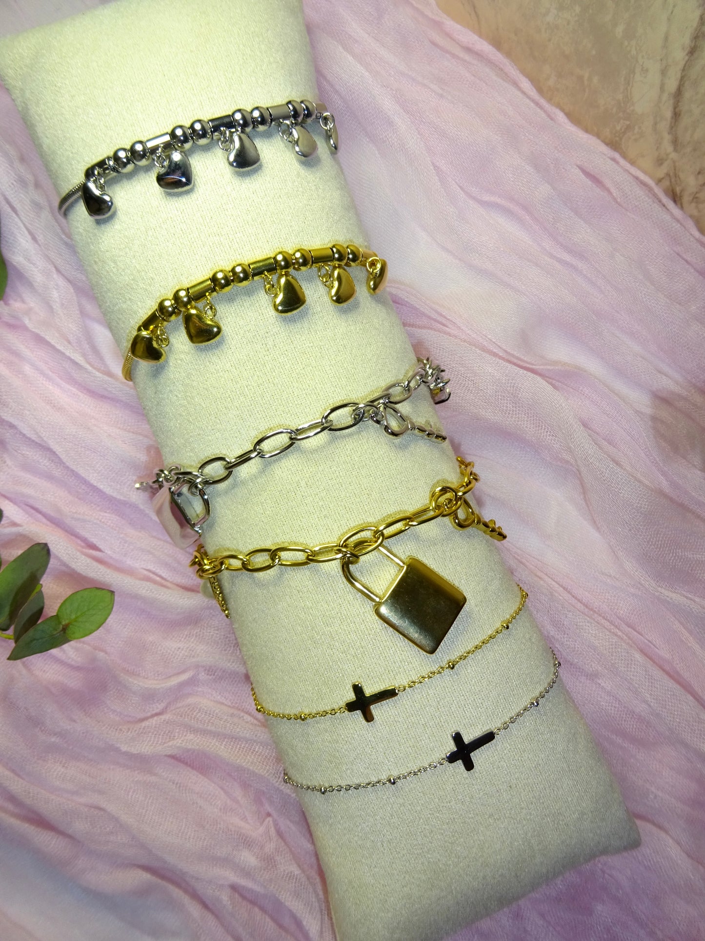Ixora bracelets