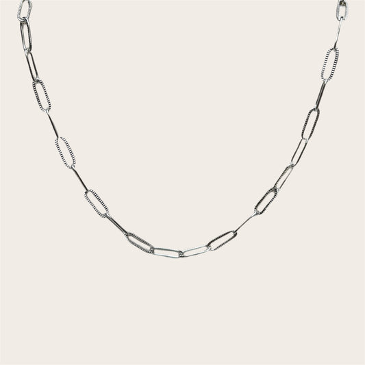 Alyana necklace