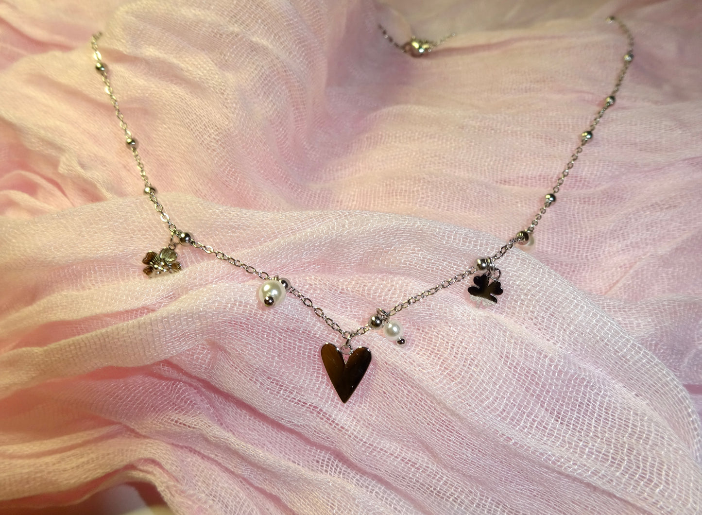 Hibiscus necklace