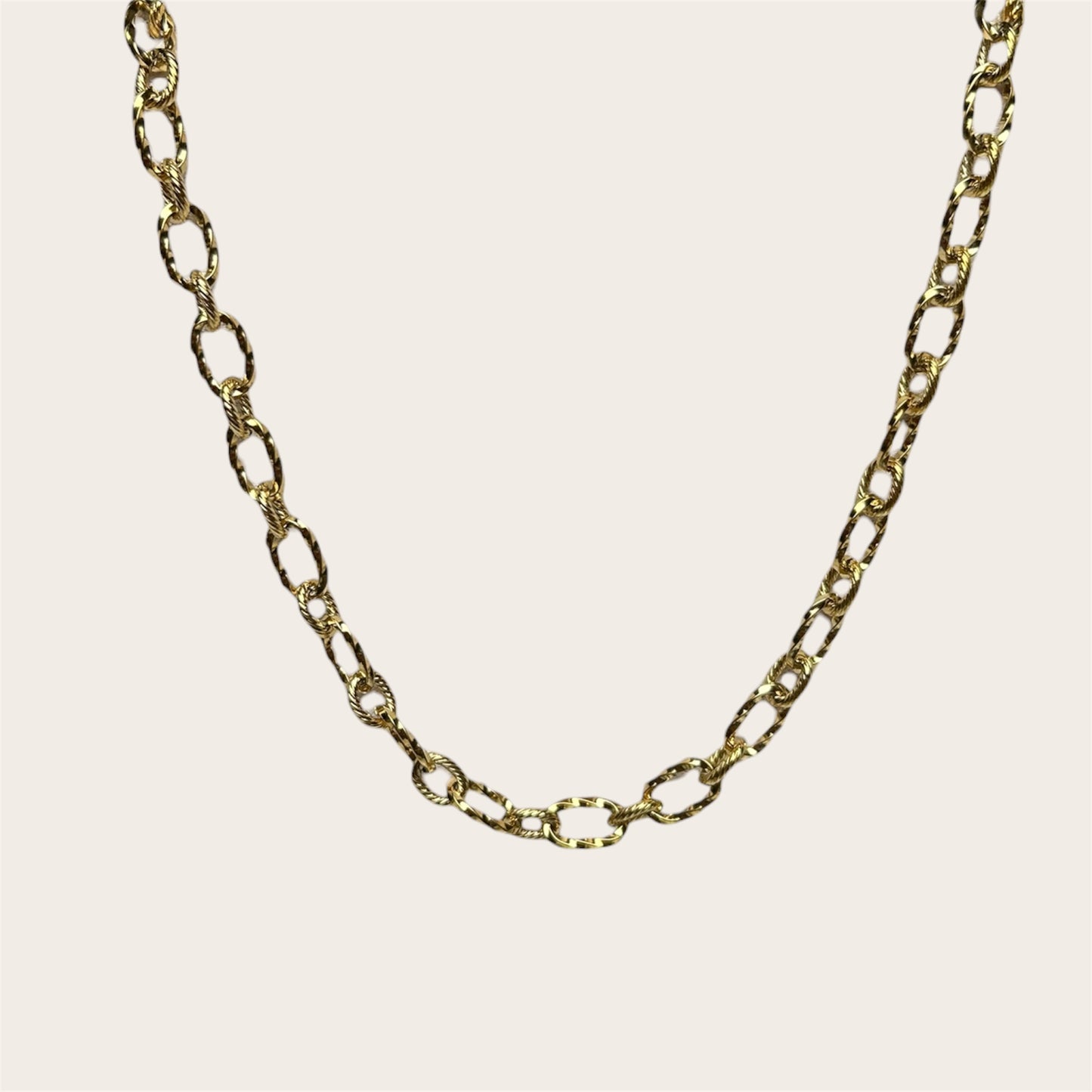 Allura necklace