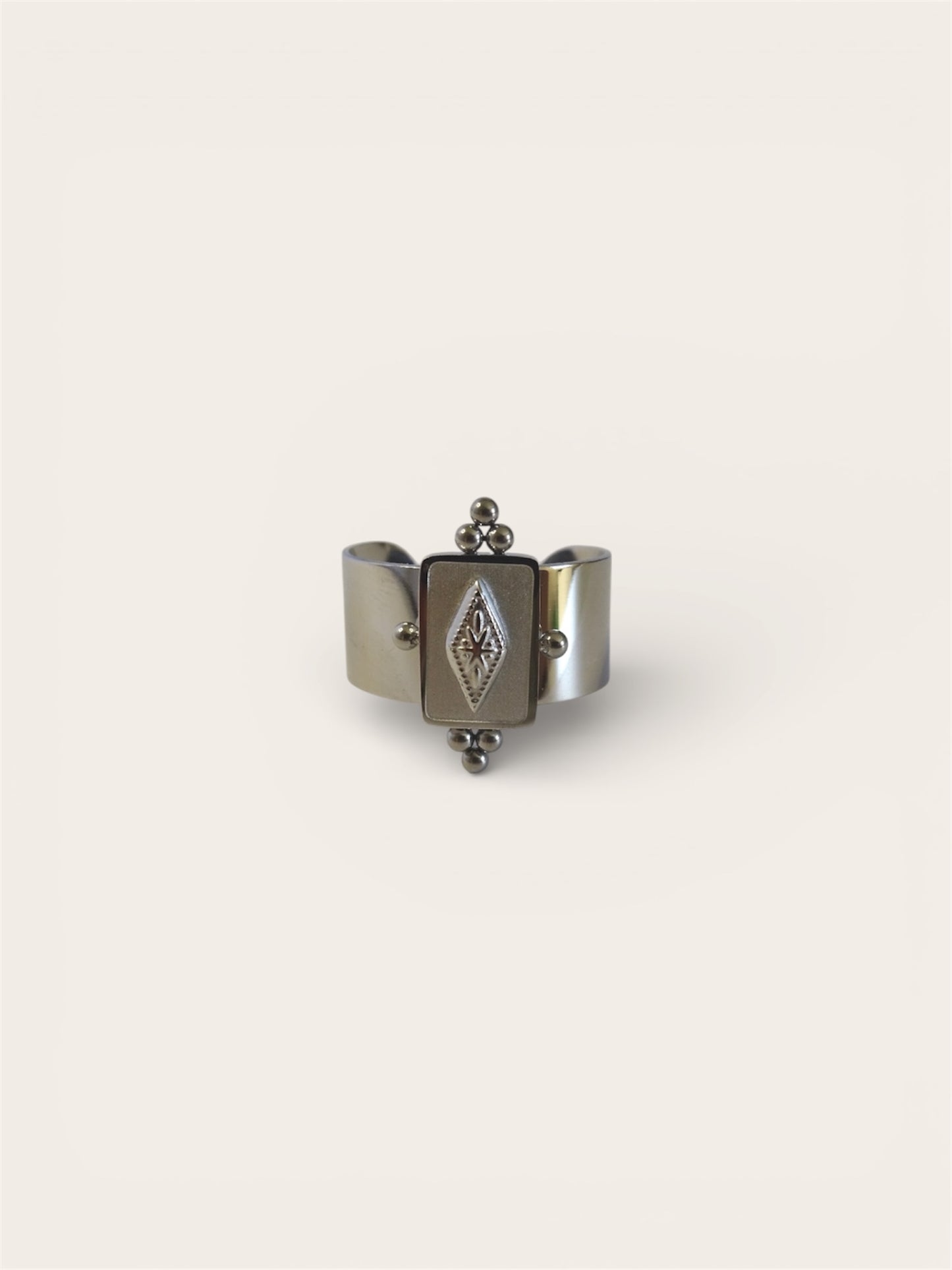 Tatum ring